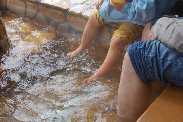 子連れ温泉デビューにおすすめ！乳幼児連れでも無理なく楽しむおごと温泉日帰り旅ガイド